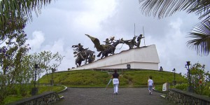 Monumento a los colonizadores